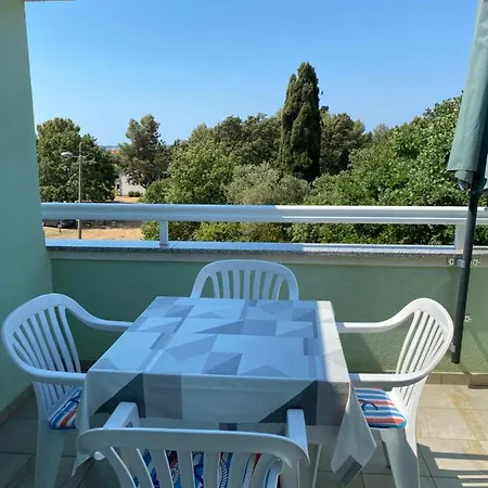 Simona Apartman *