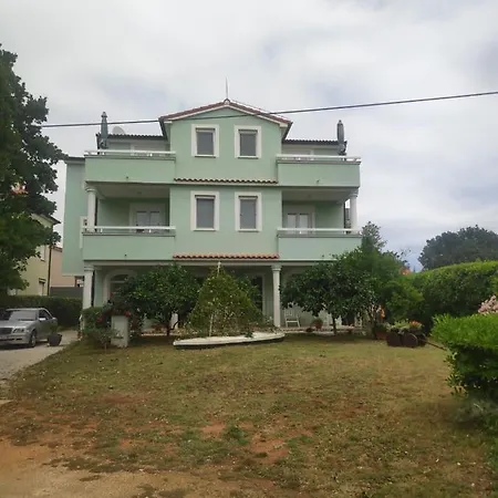 Apartman Simona Medulin