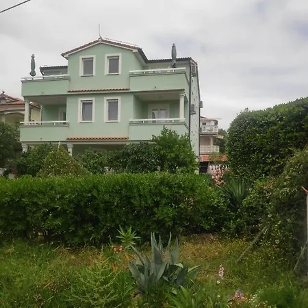 Simona Appartement *