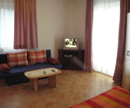Apartment Simona Medulin