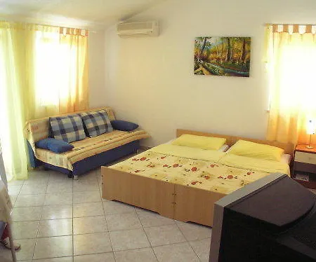 Apartment Simona *