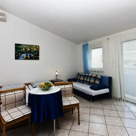 Apartment Simona Medulin