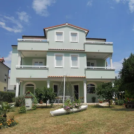 Apartman Simona Medulin