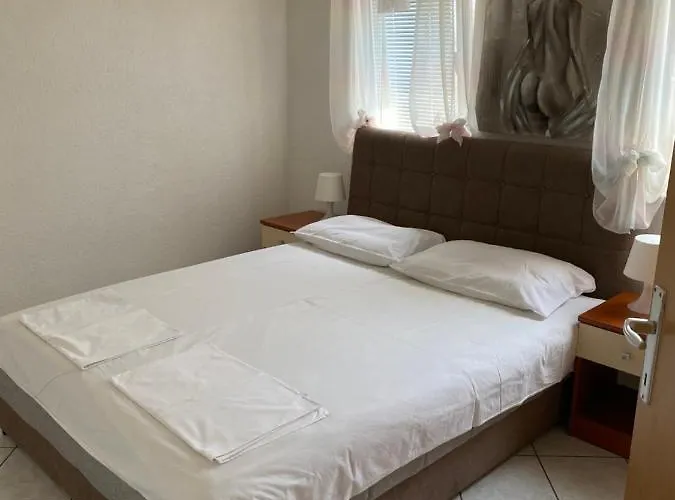 아파트 Simona 메덜린