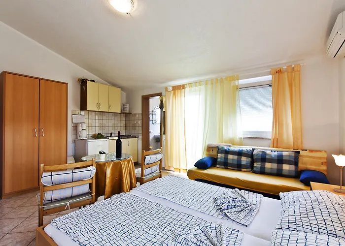 아파트 Simona 메덜린